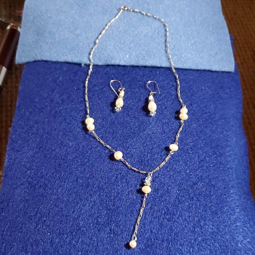 Silver and Freshwater Pearl Jewelry Set
